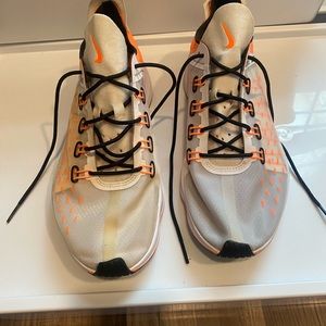 Nike men’s size 10